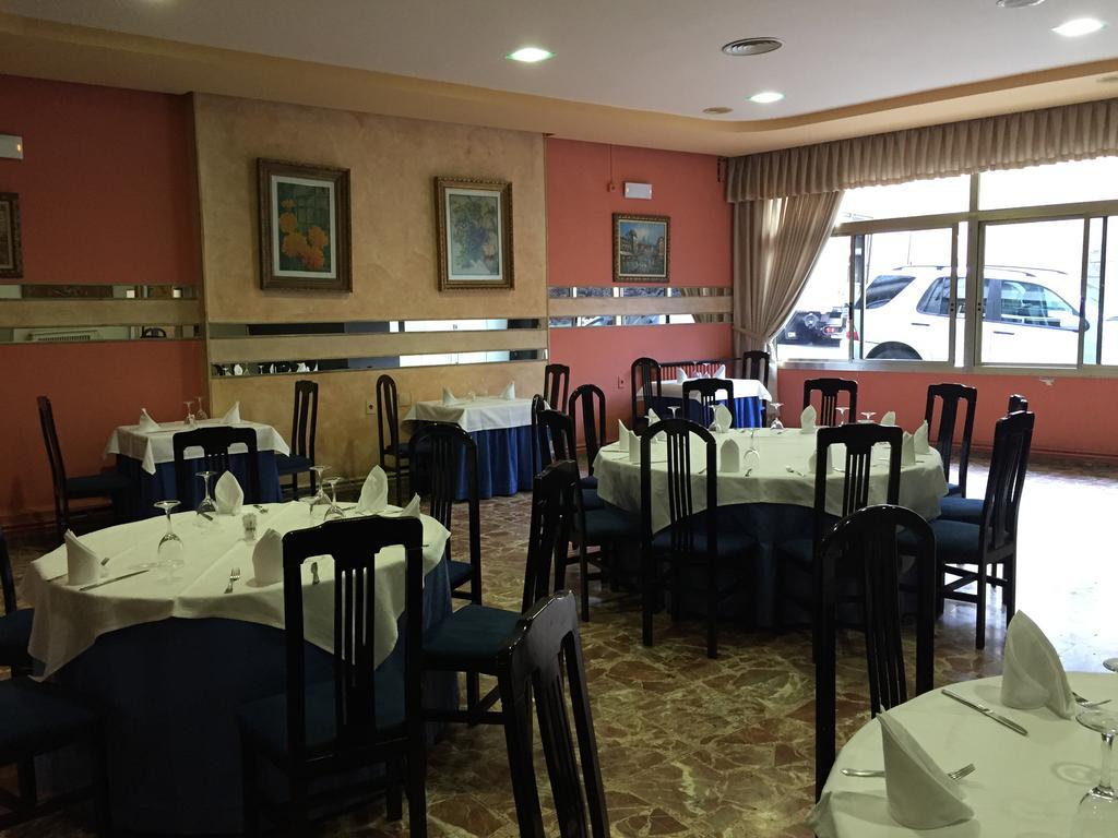 Hotel Restaurante Derby Carballino Εξωτερικό φωτογραφία