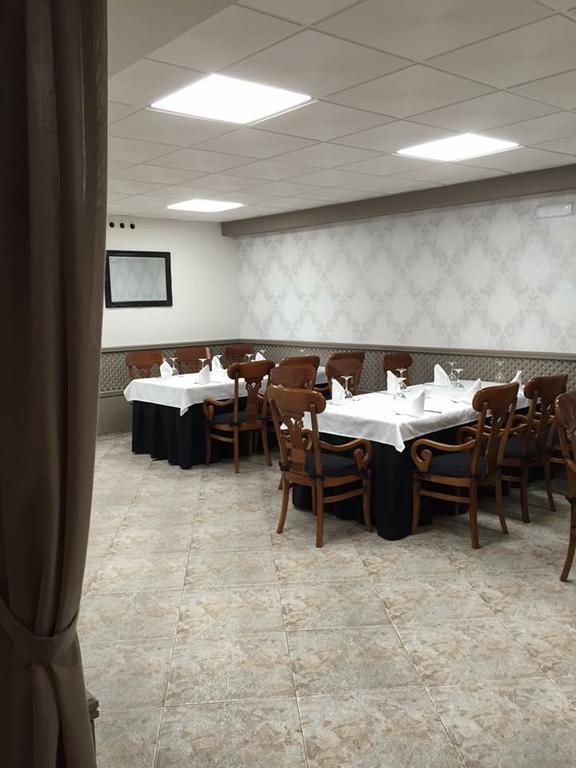 Hotel Restaurante Derby Carballino Εξωτερικό φωτογραφία