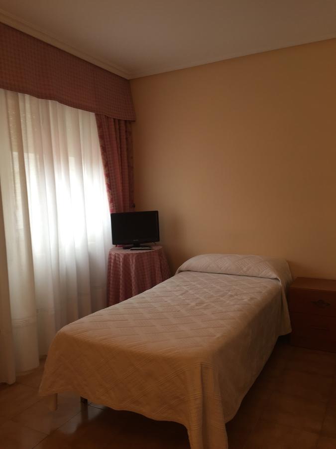 Hotel Restaurante Derby Carballino Εξωτερικό φωτογραφία